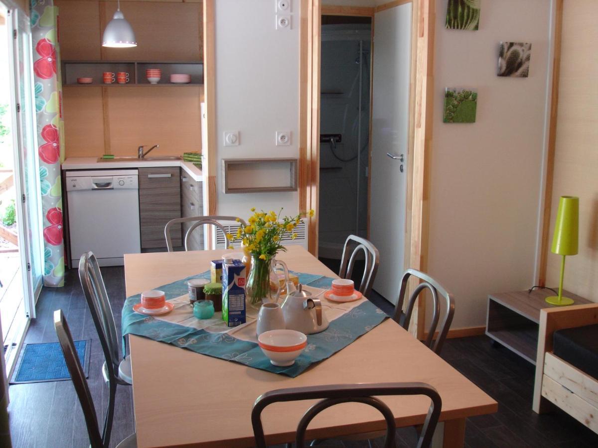 Camping Le Val De Trie Béhen Zewnętrze zdjęcie