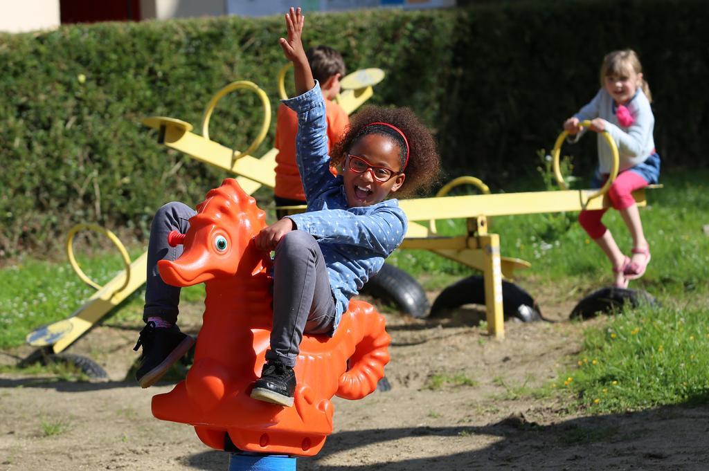 Camping Le Val De Trie Béhen Zewnętrze zdjęcie