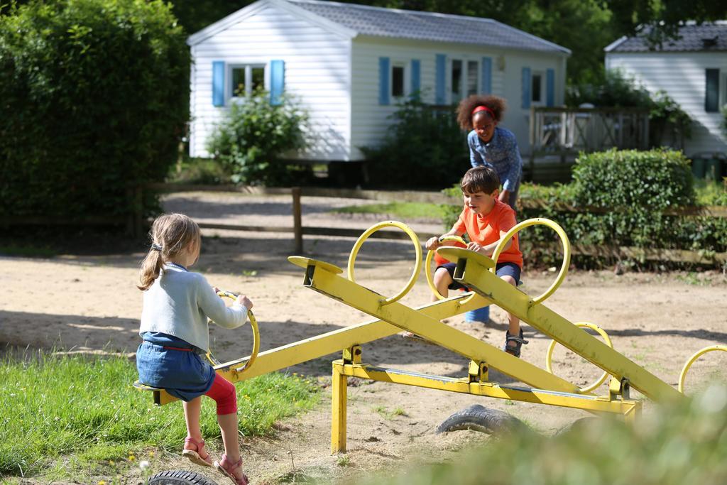Camping Le Val De Trie Béhen Zewnętrze zdjęcie