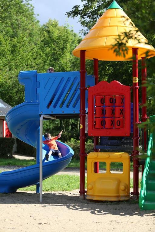 Camping Le Val De Trie Béhen Zewnętrze zdjęcie