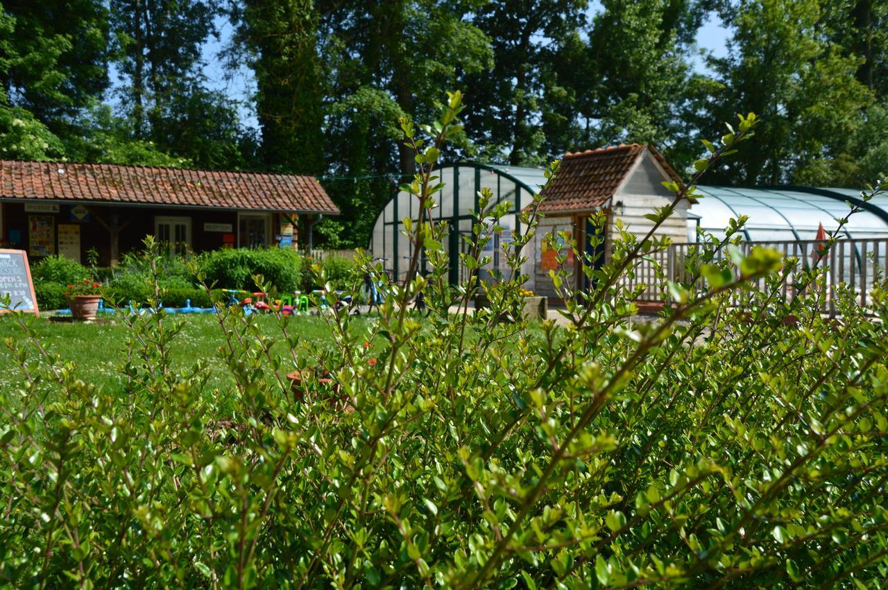 Camping Le Val De Trie Béhen Zewnętrze zdjęcie